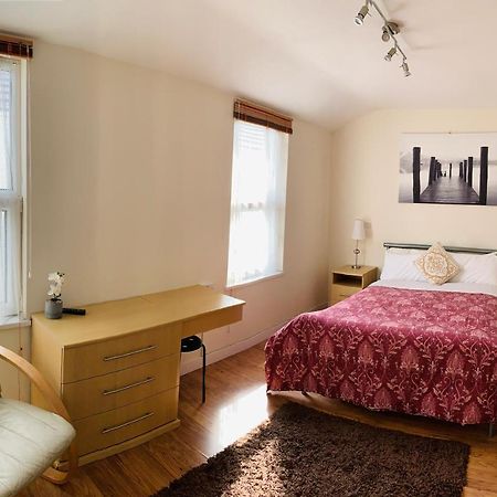 דגלאס Cunard Apartments מראה חיצוני תמונה